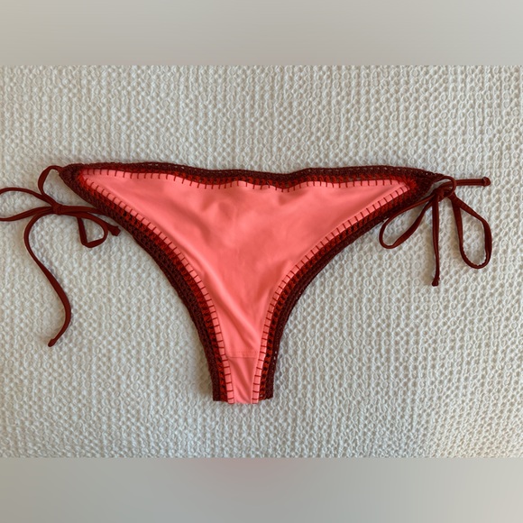 Crocheted reversible bikini bottom - Picture 3 of 3